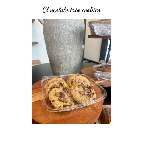 Trio chocolate chip cookies
