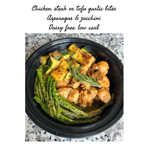 Garlic chicken, steak or tofu bites with asparagus & zucchini (GF, dairy free)